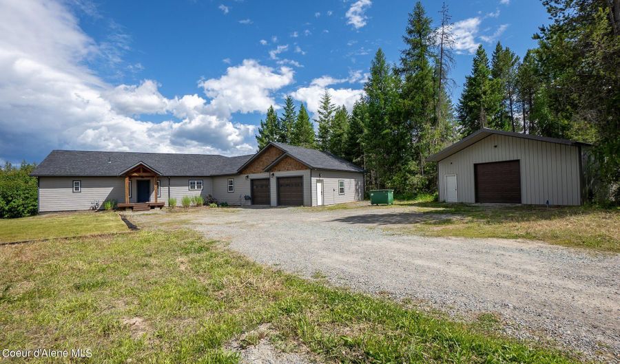 1588 Sunrise Rd, Bonners Ferry, ID 83805 - 5 Beds, 3 Bath