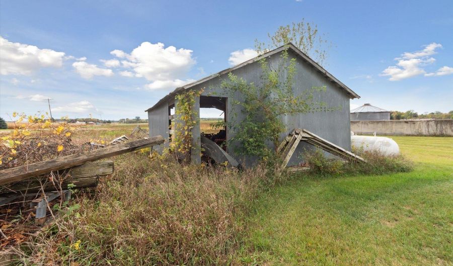 3515 N Bliss Rd, Alma, MI 48801 - 5 Beds, 1 Bath