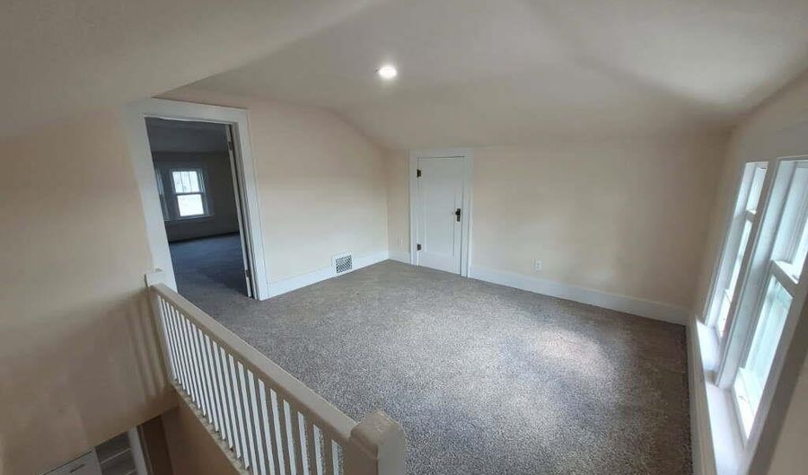 1420 E 23RD St, Cheyenne, WY 82001 - 4 Beds, 1 Bath
