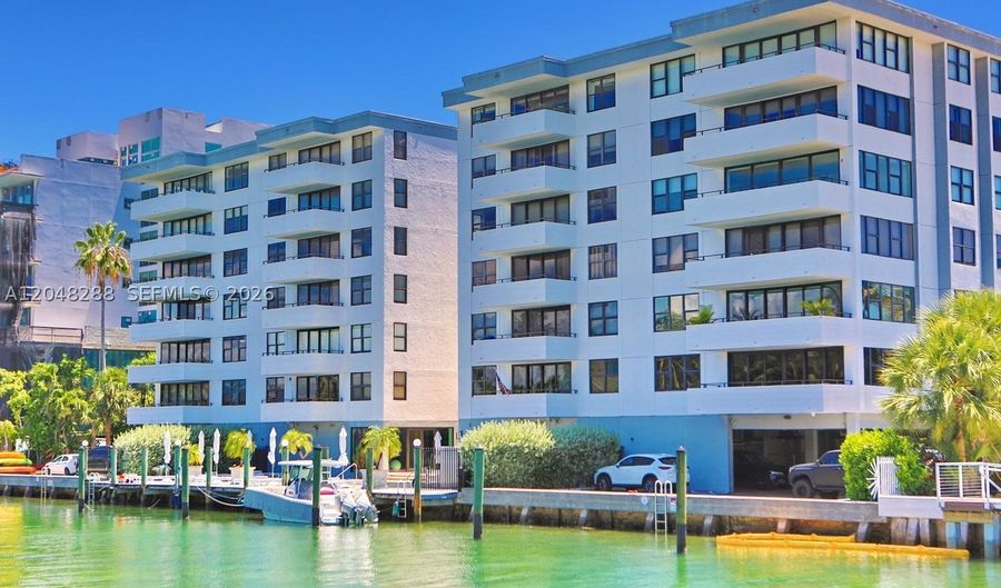 9660 W Bay Harbor Dr 5A, Bay Harbor Islands, FL 33154 - 2 Beds, 3 Bath
