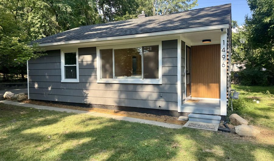 1496 Newport Rd, Ann Arbor, MI 48103 - 3 Beds, 2 Bath