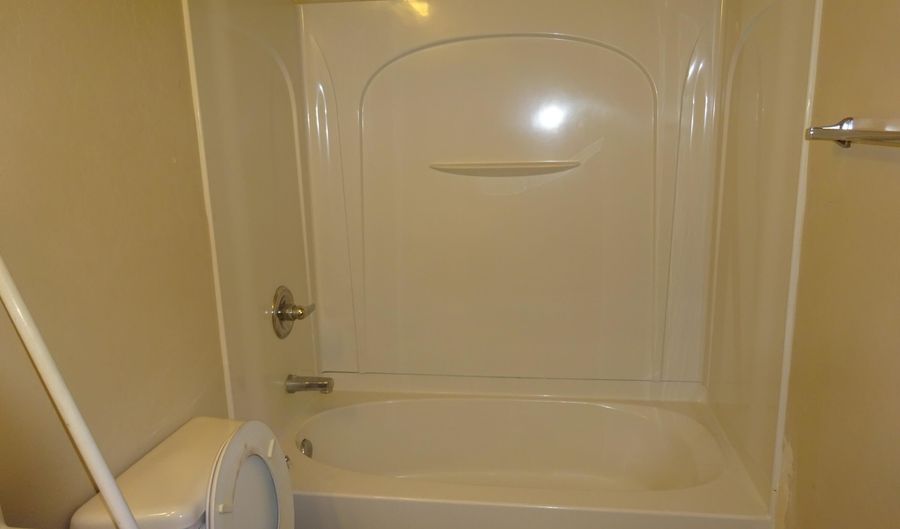 11213 W CHASE Dr, Avondale, AZ 85323 - 3 Beds, 2 Bath