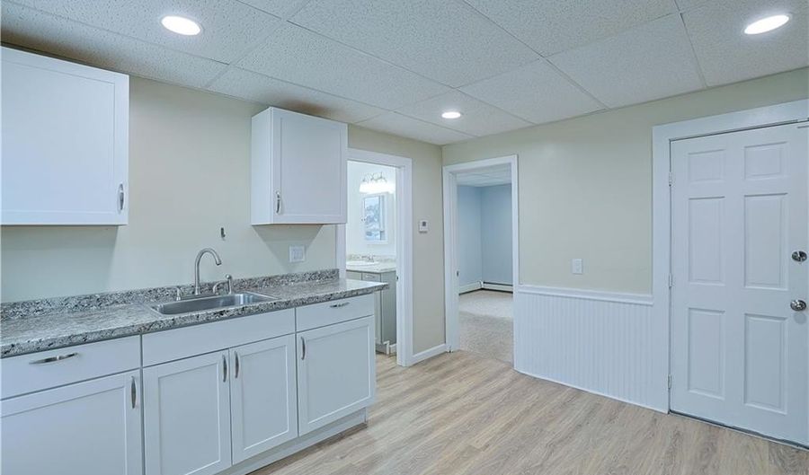 156 Urban Ave 3, North Providence, RI 02904 - 2 Beds, 1 Bath
