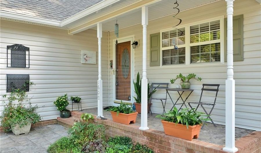 1609 Underpass Rd, Advance, NC 27006 - 3 Beds, 2 Bath