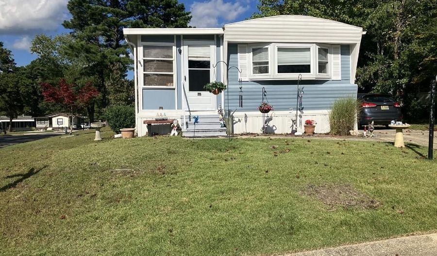44 NANCY Ln N44, Barnegat, NJ 08005 - 2 Beds, 2 Bath