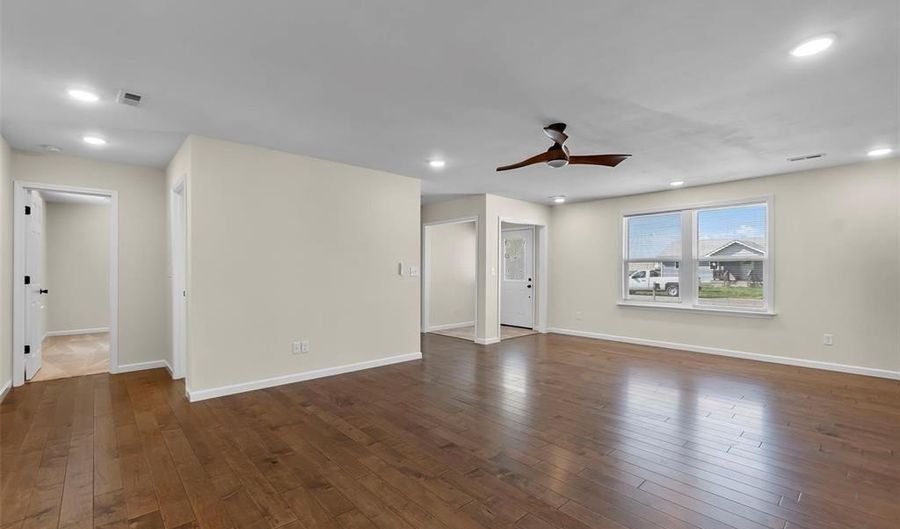 112 Tupelo St, Advance, MO 63730 - 3 Beds, 2 Bath