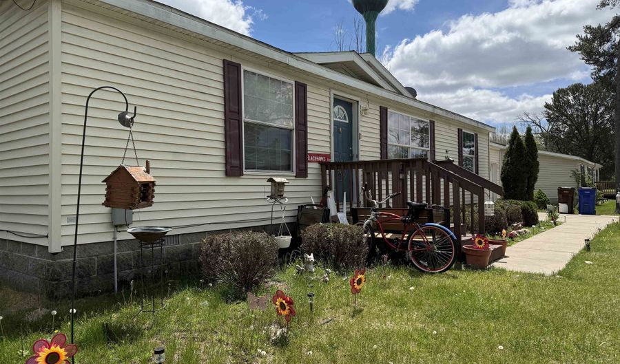 240 N Juneau St, Adams, WI 53910 - 3 Beds, 2 Bath