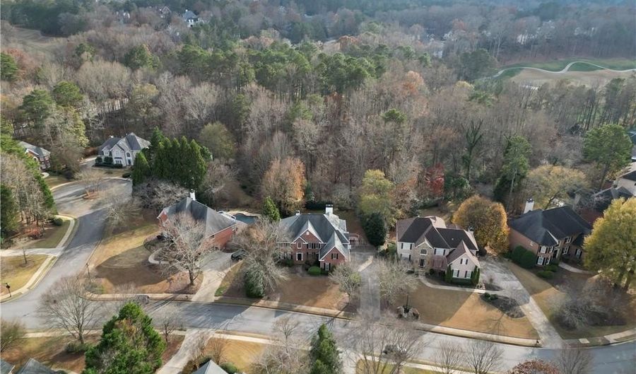 1070 Admiral Xing, Alpharetta, GA 30005 - 5 Beds, 4 Bath