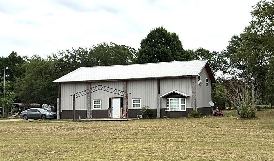 174 Harrell Rd, Adel, GA 31620 - 5 Beds, 3 Bath