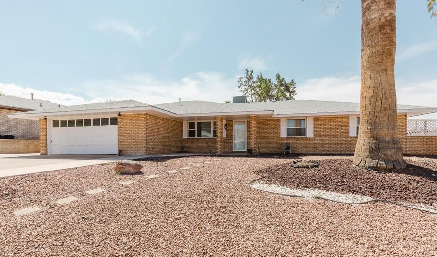 2906 Sunland Dr, Alamogordo, NM 88310 - 4 Beds, 2 Bath