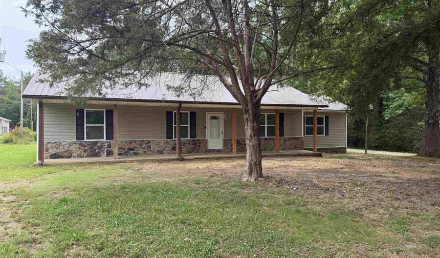 15 BROOKWOOD Loop, Adamsville, TN 38310 - 3 Beds, 2 Bath