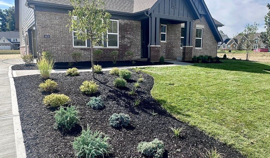 6919 Renoir Way, Avon, IN 46123 - 3 Beds, 2 Bath