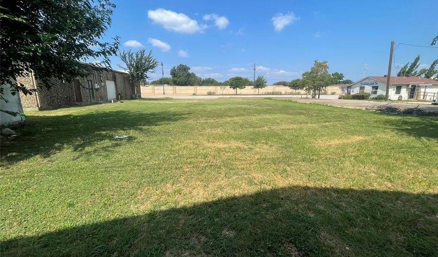 7320 Main St, The Colony, TX 75056 - 0 Beds, 0 Bath