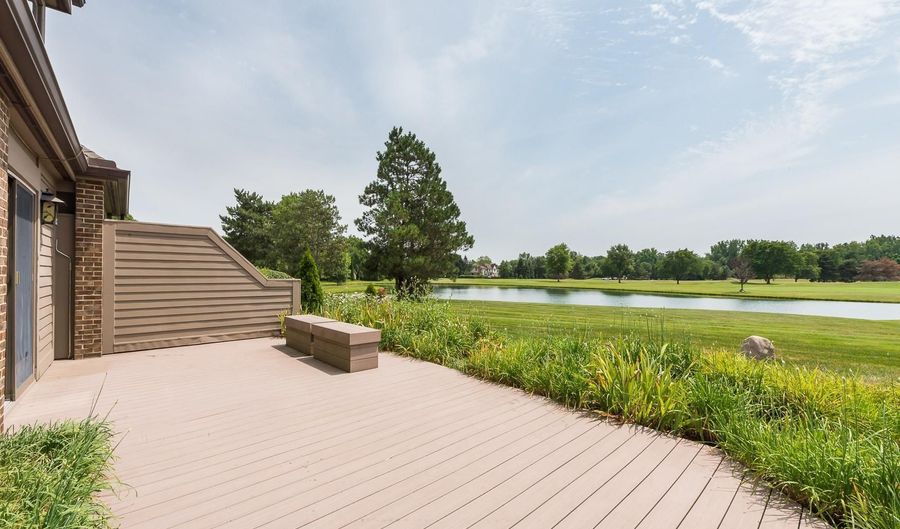 2713 Aspen Rd, Ann Arbor, MI 48108 - 2 Beds, 3 Bath