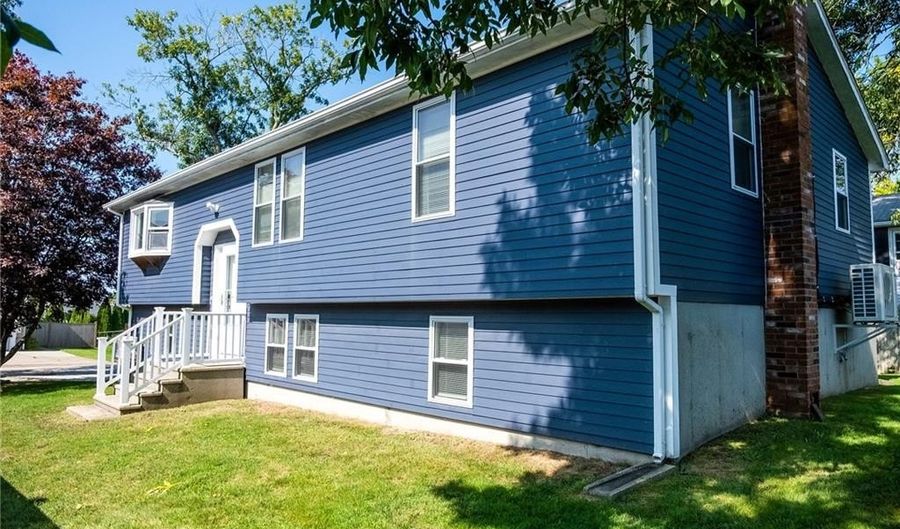 58 Allston Ave, Middletown, RI 02842 - 4 Beds, 2 Bath