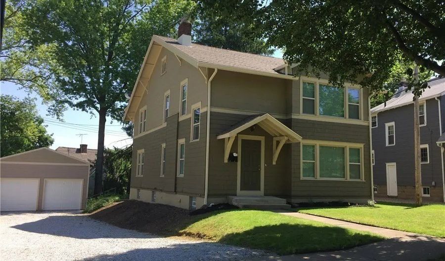 1519 Thornapple Ave, Akron, OH 44301 - 4 Beds, 2 Bath