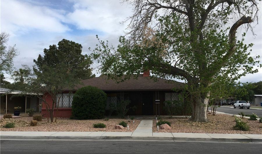 821 Griffith Ave, Las Vegas, NV 89104 - 3 Beds, 2 Bath