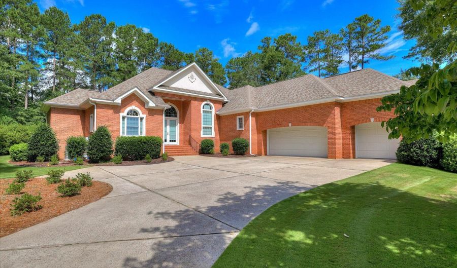 3190 Montcastle Dr, Aiken, SC 29803 - 4 Beds, 4 Bath