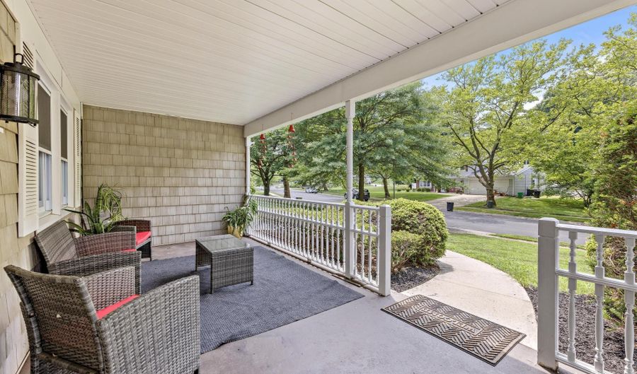 140 Idlebrook Ln, Aberdeen, NJ 07747 - 4 Beds, 3 Bath