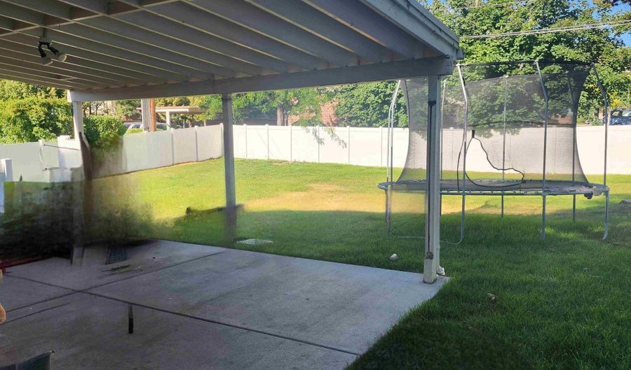 545 S 100 E, Bountiful, UT 84010 - 4 Beds, 2 Bath