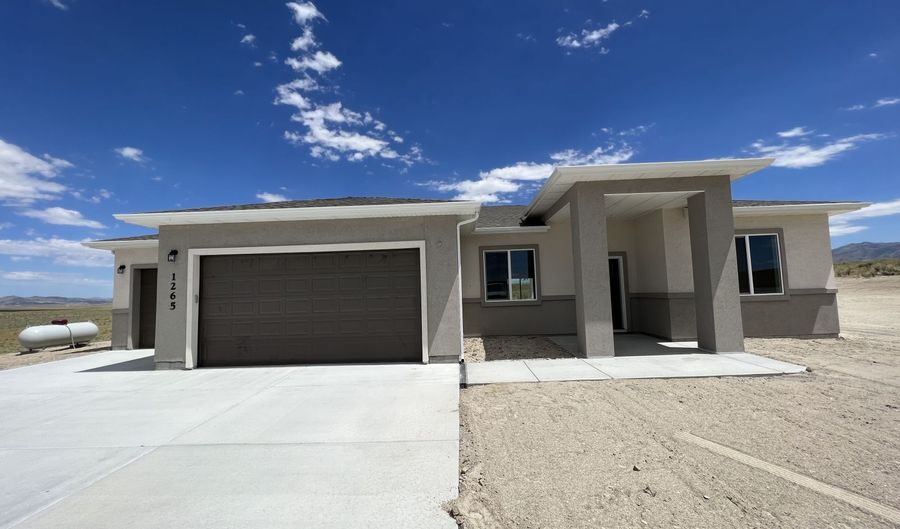 2658 Mesquite Way, Elko, NV 89801 - 4 Beds, 3 Bath