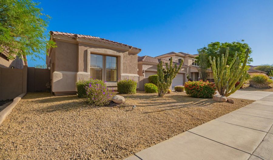 4046 E WOODSTOCK Rd, Cave Creek, AZ 85331 - 4 Beds, 3 Bath