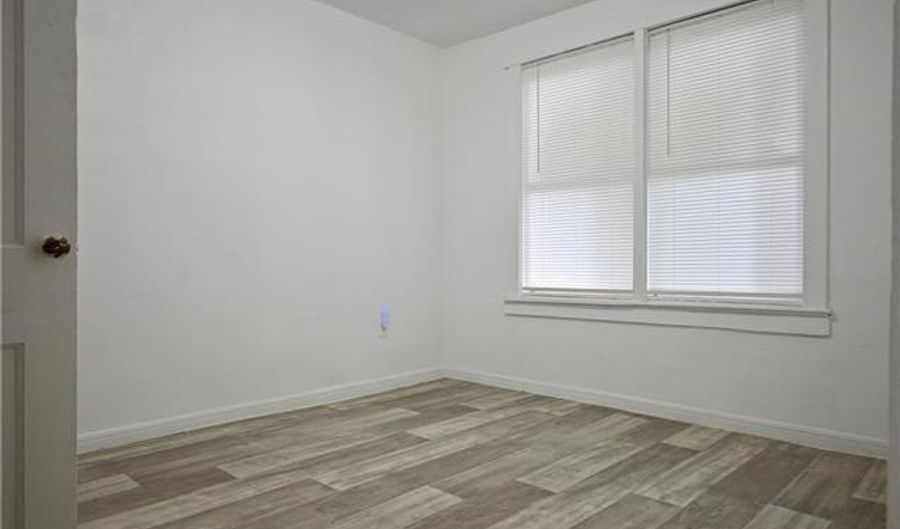 2401 ALBERT St, Alexandria, LA 71301 - 0 Beds, 0 Bath