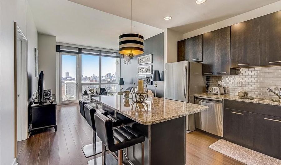 901 N PENN St F1202, Philadelphia, PA 19123 - 1 Beds, 2 Bath