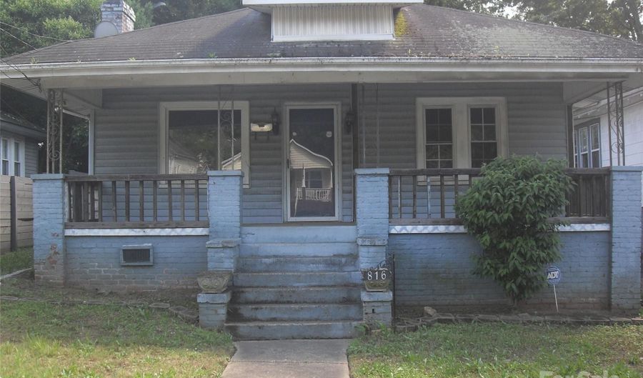 816 Parkwood Ave, Charlotte, NC 28205 - 3 Beds, 1 Bath