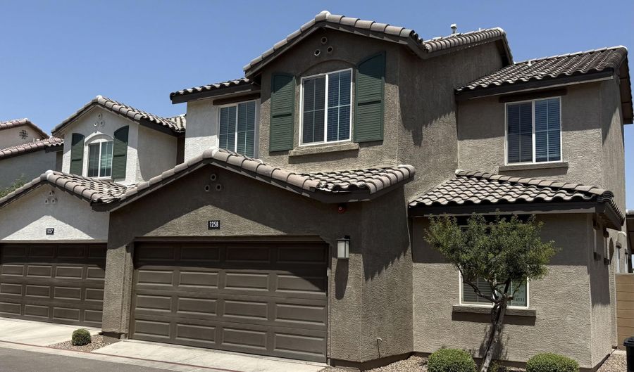 1255 N ARIZONA Ave 1258, Chandler, AZ 85225 - 3 Beds, 3 Bath