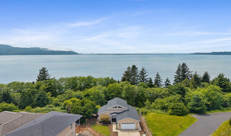 5035 S RIDGE Dr, Bay City, OR 97107 - 3 Beds, 3 Bath