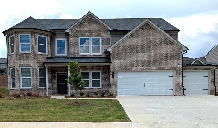 375 Rodeo Dr, Auburn, GA 30011 - 5 Beds, 3 Bath