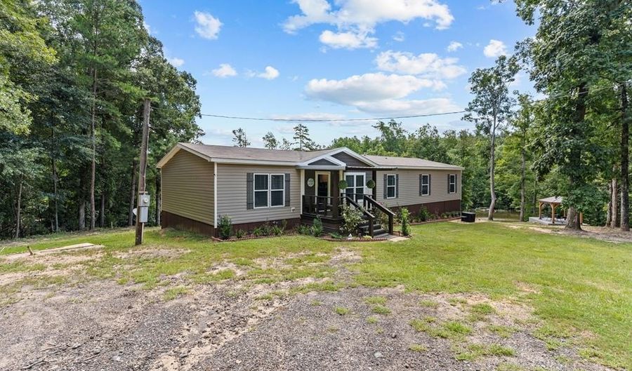 810 Otho Rd, Abbeville, AL 36310 - 4 Beds, 3 Bath