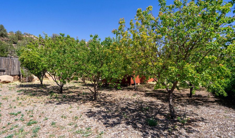1504 N ROME Way, Apple Valley, UT 84737 - 3 Beds, 2 Bath