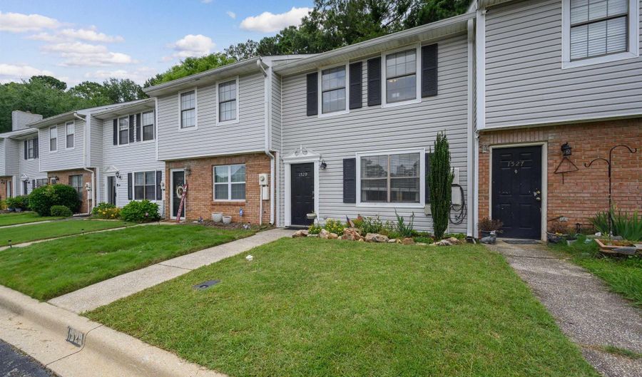 1529 APPLEGATE Ln, Alabaster, AL 35007 - 2 Beds, 2 Bath