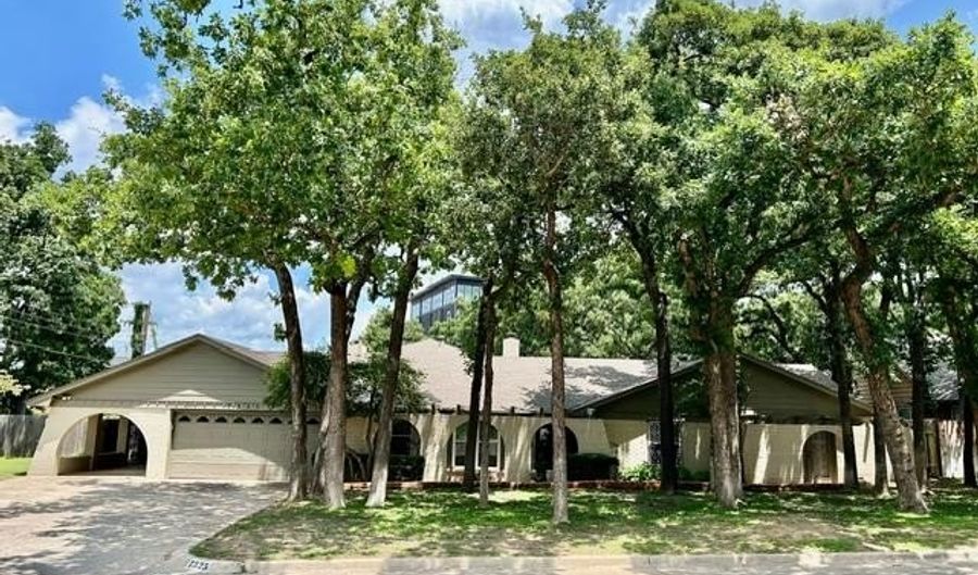 7325 NW 21st St, Bethany, OK 73008 - 5 Beds, 5 Bath