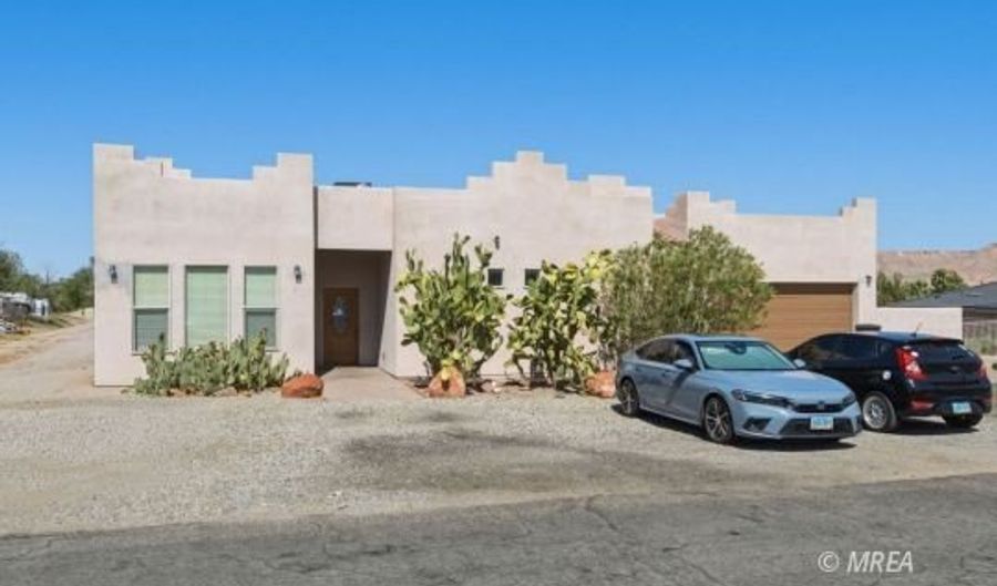 445 S Second W St, Bunkerville, NV 89007 - 5 Beds, 4 Bath