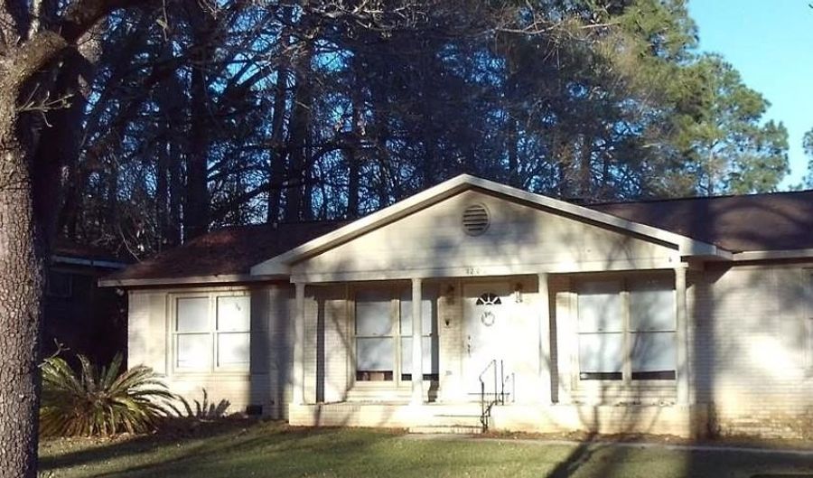 1205 Sumter, Dothan, AL 36301 - 3 Beds, 2 Bath