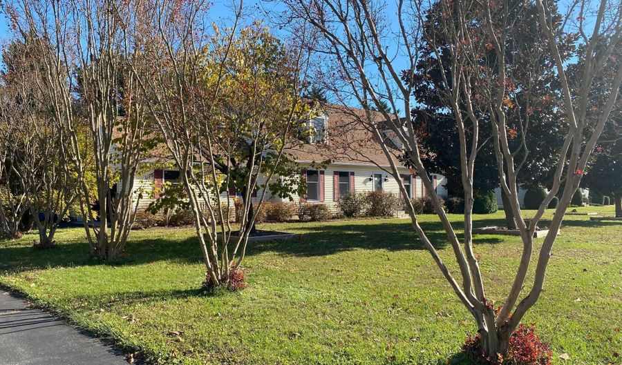 32 NANTICOKE Dr, Dover, DE 19904 - 4 Beds, 3 Bath