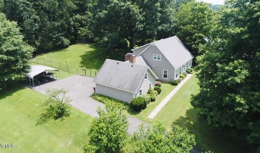 18335 Westwood Dr, Abingdon, VA 24211 - 3 Beds, 3 Bath