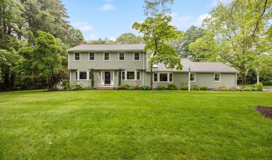 876 S Brooksvale Rd, Cheshire, CT 06410 - 4 Beds, 3 Bath