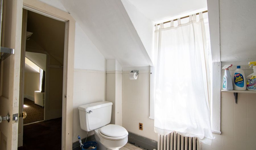 94 Mansfield Rd, Ashford, CT 06278 - 4 Beds, 2 Bath