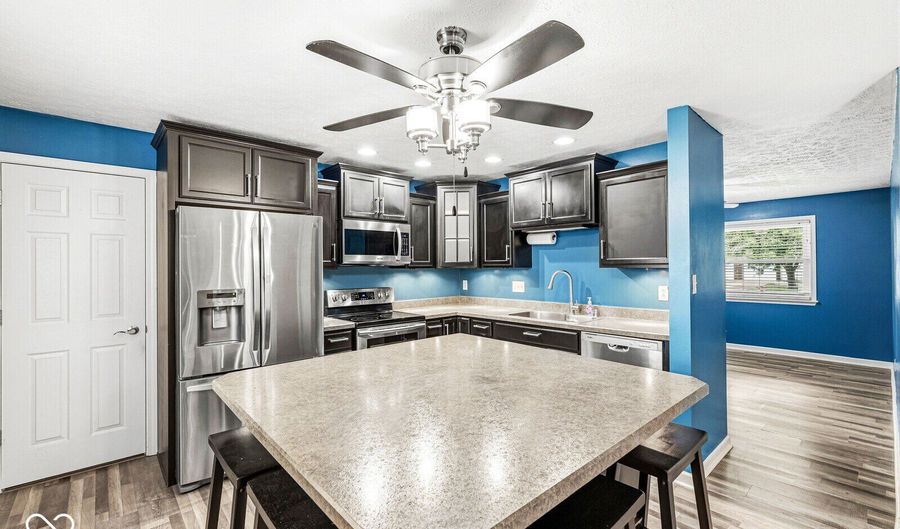 7611 Moultrie Ct, Indianapolis, IN 46217 - 4 Beds, 3 Bath