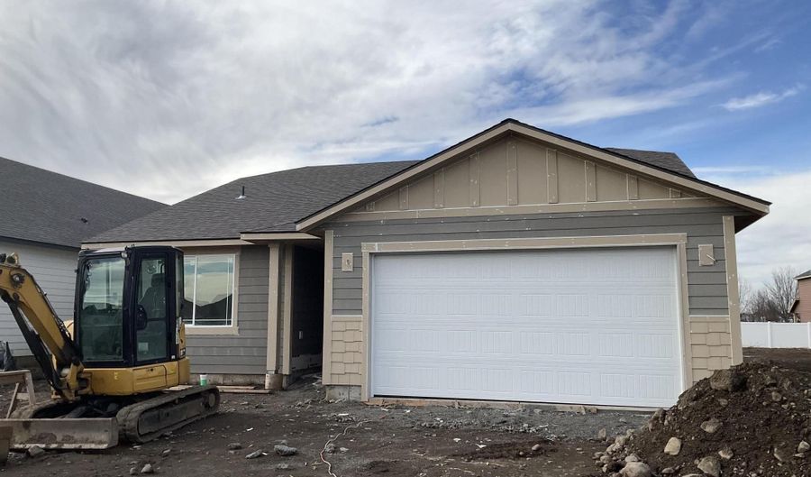 224 S TREELINE St, Airway Heights, WA 99001 - 4 Beds, 2 Bath