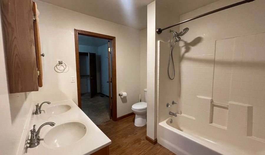 18929 Highway #1, Allendale, IL 62410 - 2 Beds, 1 Bath