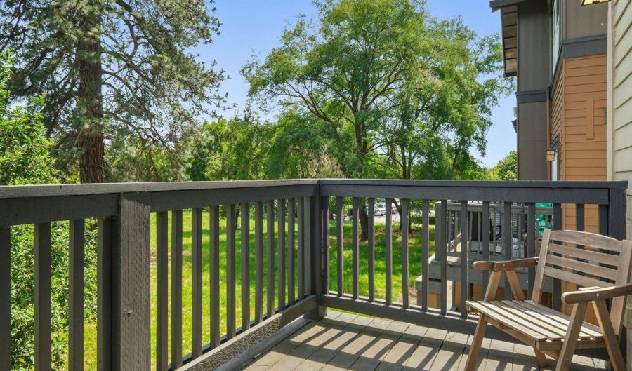 1120 SW 170TH Ave 201, Beaverton, OR 97003 - 3 Beds, 3 Bath