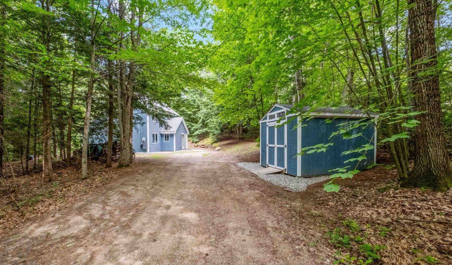 11 Richardson Trl, Campton, NH 03223 - 3 Beds, 2 Bath