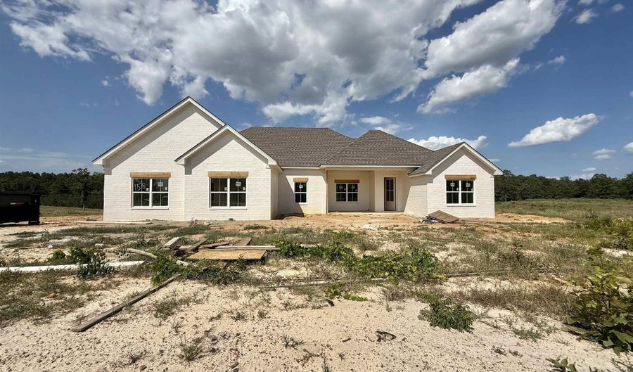 4016 Creek Top, Bauxite, AR 72011 - 3 Beds, 2 Bath