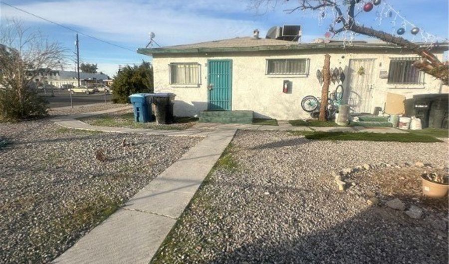 622 W McWilliams Ave 6, Las Vegas, NV 89106 - 1 Beds, 1 Bath