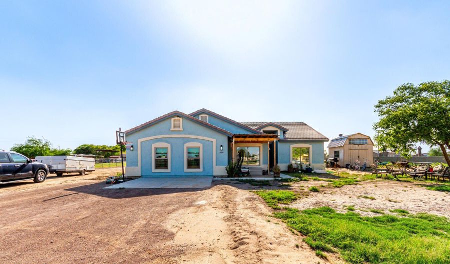 10616 S 272ND Ave, Buckeye, AZ 85326 - 4 Beds, 2 Bath